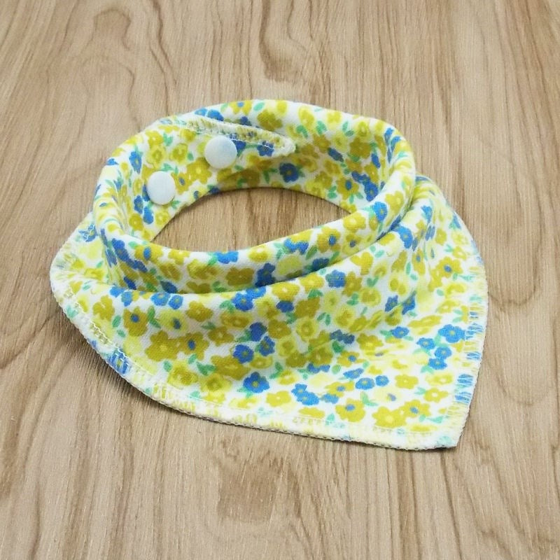 Cat and dog graphic scarf